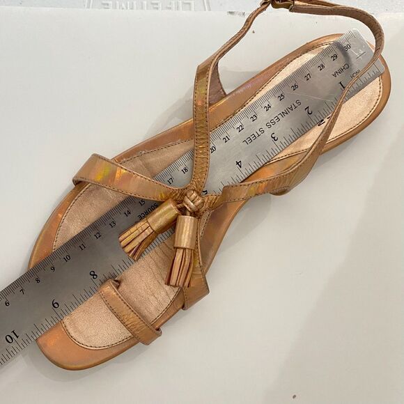 Stuart Weitzman Flapper Holographic sandals Size 8 Tassel‎ Metallic Rose Gold - Picture 8 of 11